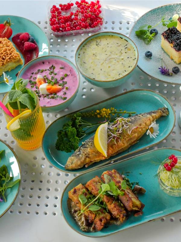 Domowa kuchnia w restauracji Skrzydła Żurawia